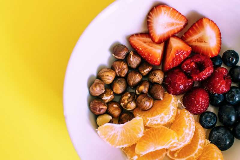 4 Mental Health Hacks Remote WordPress Professionals Can Start Right Now! 3 assorted fruits on a white plate