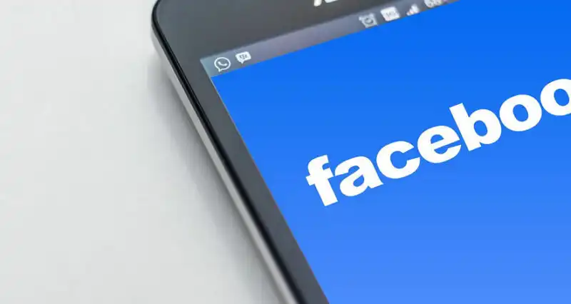 What Facebook's Switch from Reviews to Recommendations Means for Your Business 20 Facebook Mobile